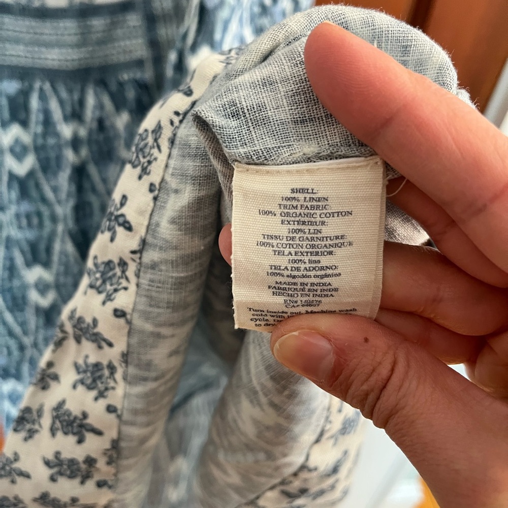 Faherty Linen Blue and White Printed V-Neck Sleeveless Dress - Picture 4 of 4